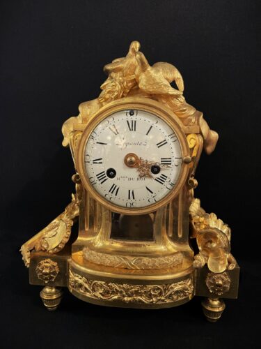 Pendule En Bronze Doré d’époque Louis XVI Signée Lepaute Horloger Du Roi