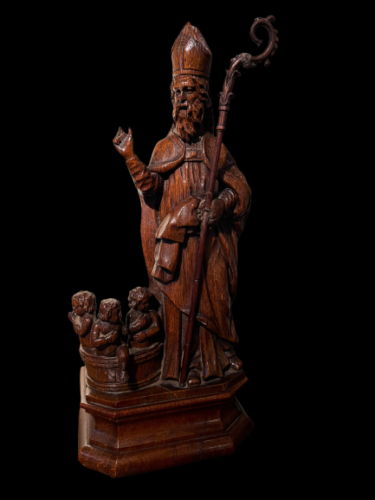 Saint Nicolas et les enfants, bois sculpté ciré